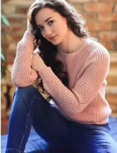 Elite escort service in Holalkere for home and hotel visits